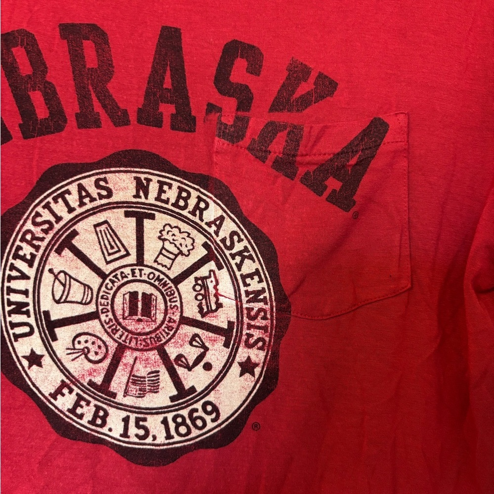 Red University of Nebraska Cornhuskers short sleeve t-shirt - Picture 5 of 5